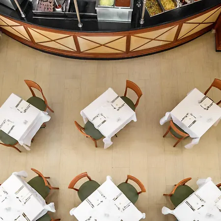 Hotel Mitsis Petit Palais 4*