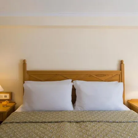 Hotel Mitsis Petit Palais 4*