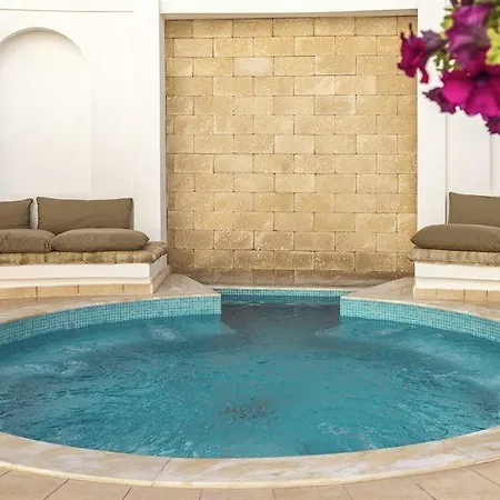 Hotel Canvas By Mitsis Petit Palais 4*