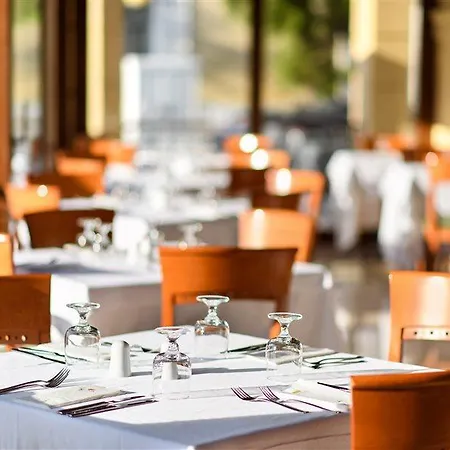 Готель Mitsis Petit Palais Rhodes City