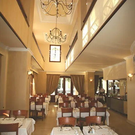 Mitsis Petit Palais Готель