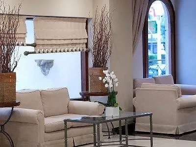 Готель Mitsis Petit Palais 4*