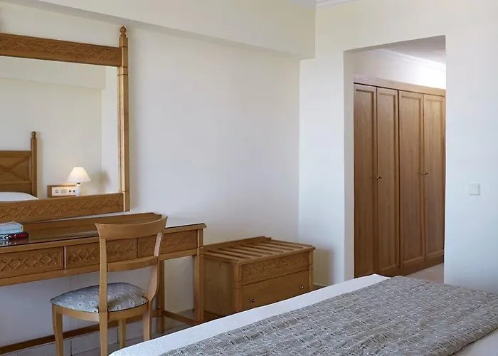 Hotell Canvas By Mitsis Petit Palais 4*