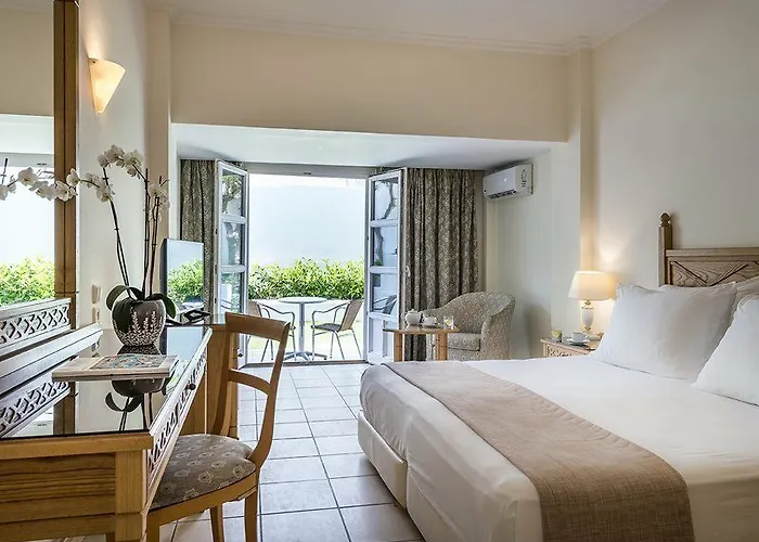 Canvas By Mitsis Petit Palais Hotell