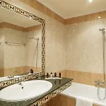 Hotel Canvas By Mitsis Petit Palais 4*