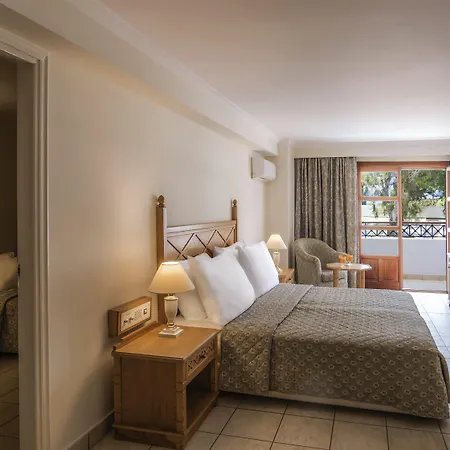 Hotel Canvas By Mitsis Petit Palais 4*